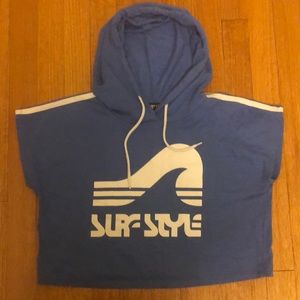 Surf style hooded beach swim cover up crop top blue white size large